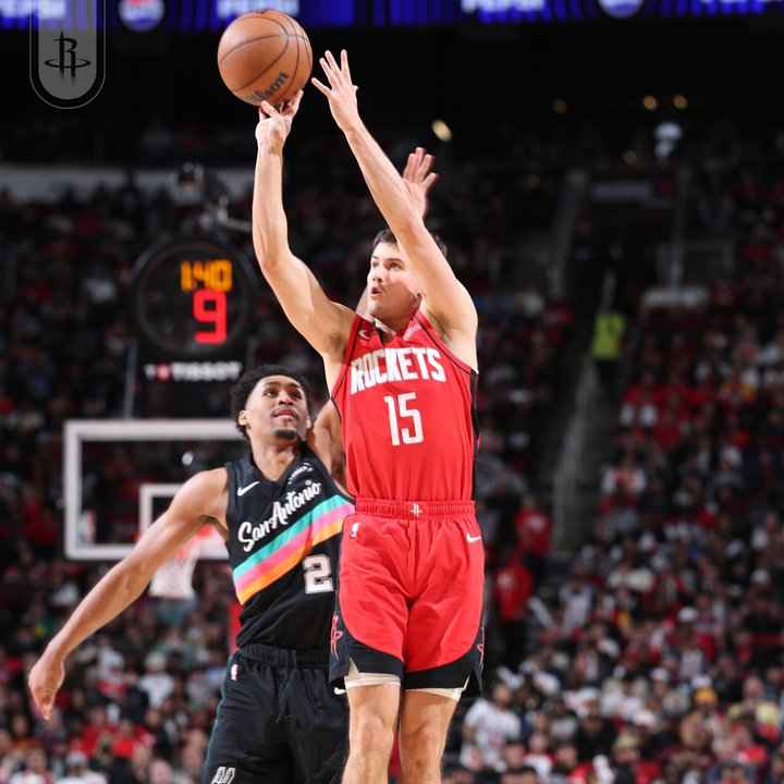 云体育app官方网站入口-极夜逆转——火箭如何用一场“赌命式”的胜利捅破西部天花板？