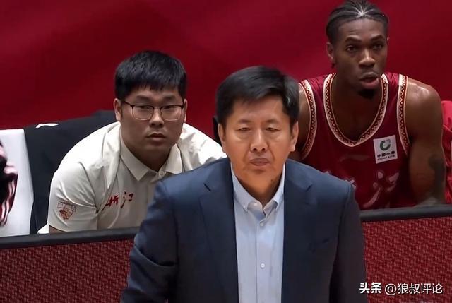 云体育app官方网站入口-浙江总教练丁伟离任杀回解说席？CBA传奇救火主帅纪录仍在延续